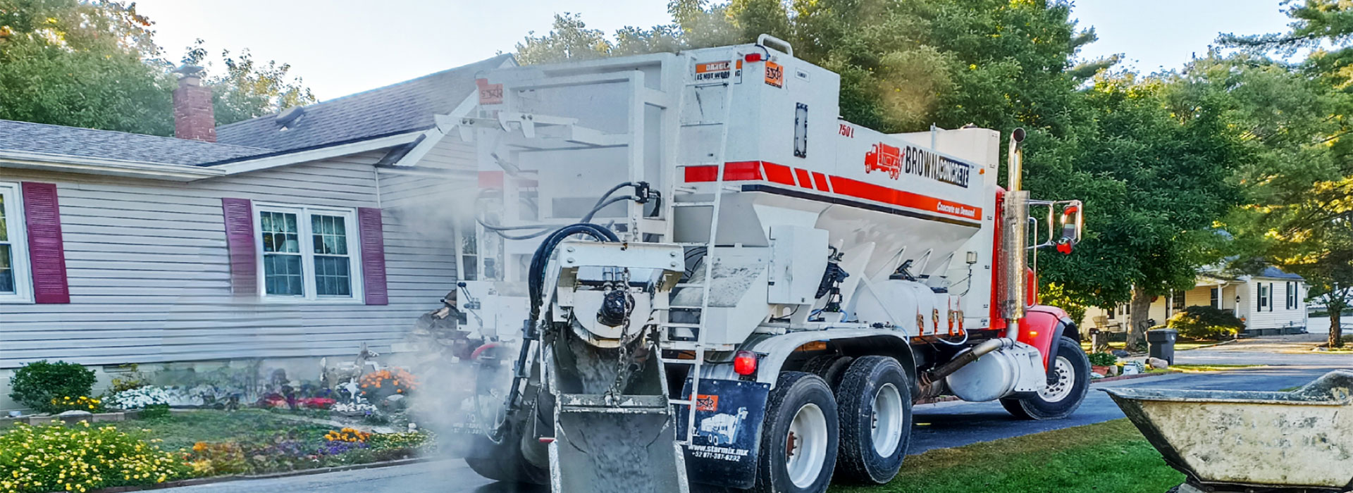 Starmix 750 L Industrial-Scale Volumetric Concrete Mixer